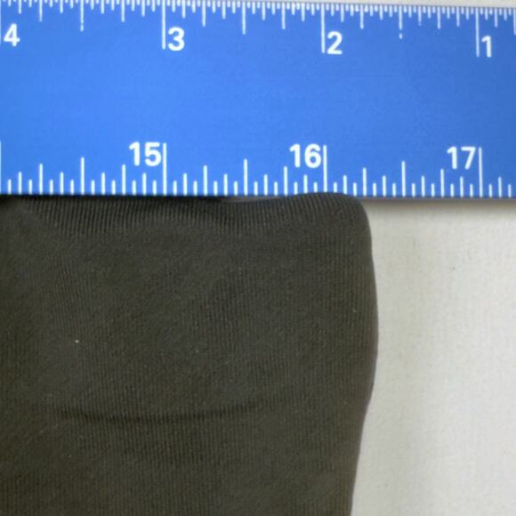 Aritzia X-LARGE Black Original Contour Muscle Tank Second-skin Crewneck  NEW - Picture 8 of 9